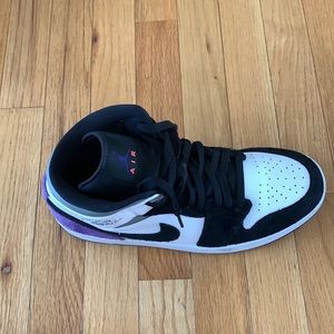 Jordan 1 mid, purple grey black white, size 9.5